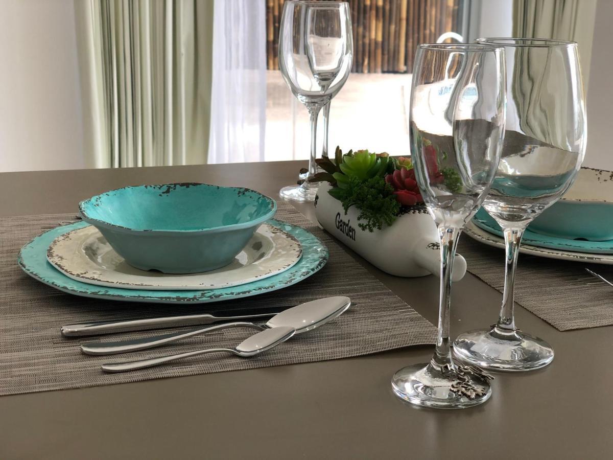 Vista Ocean Suites Boutique Hotel Event Venue 曼努埃尔安东尼奥 外观 照片